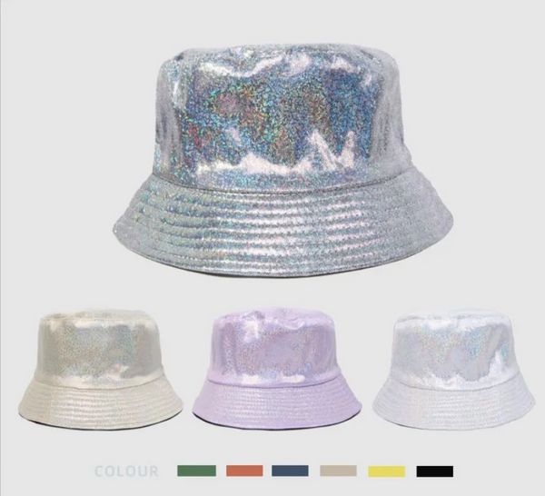 Shinny Party Laser Bucket Hat Stage Wear PU Leather Sparkle Cappelli da pescatore a tesa larga Christmas Music Festival Cappellino hip-hop olografico Colore metallizzato per uomo Donna