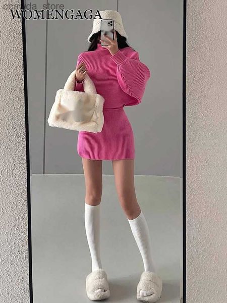 Юбки WOMENGAGA Сексуальная водолазка Свободный пуловер с длинными рукавами + тонкая мини-короткая юбка с высокой талией Трикотажный комплект Розовый корейский топ 62L8 Q231128