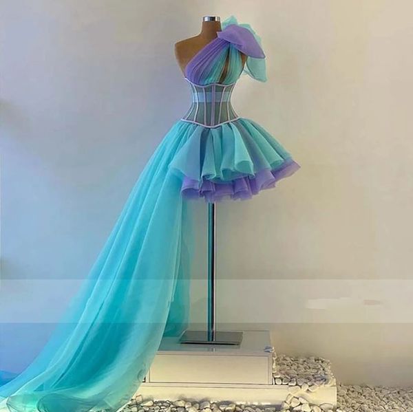 2024 Moda Breve Ritorno a casa Vestito da ballo Una spalla Alto Basso Colore Abbinamento Notte Cocktail Party Abiti Abiti personalizzati Robe De Soiree Vestidos De Noche