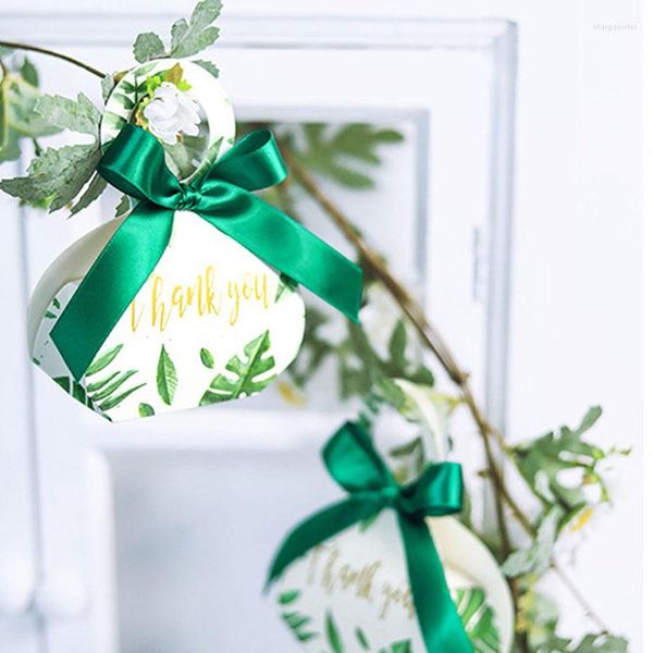 Geschenkverpackung Creatieve Forest Green Hand Holding Pralinenschachtel Hochzeitsbevorzugungsschachteln Souvenirs für Gasten Babyparty-Partyzubehör