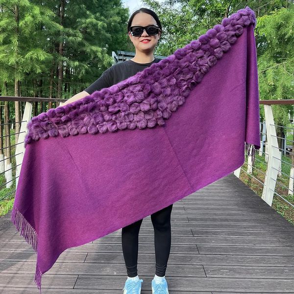 Lenços outono inverno cashmere lã pashmina cachecol mulher luxo xale de lã com pompons de pele de coelho real 231127