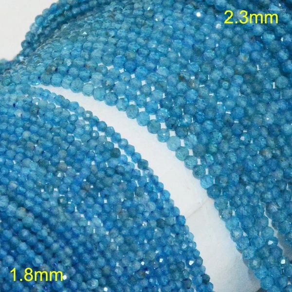 Pedras preciosas soltas naturais de boa qualidade contas redondas facetadas de apatita azul 1,8 mm / 2,3 mm