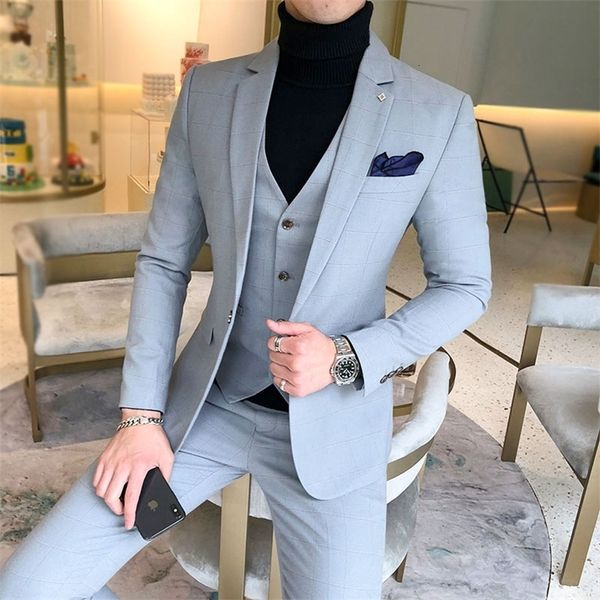 Abiti da uomo Blazer Terno Masculino Plus Size 5XL Luxury Men Suit Plaid Formal Mens Abiti da ufficio Slim Plaid Tuxedo Uomo Abiti 3 pezzi 230427