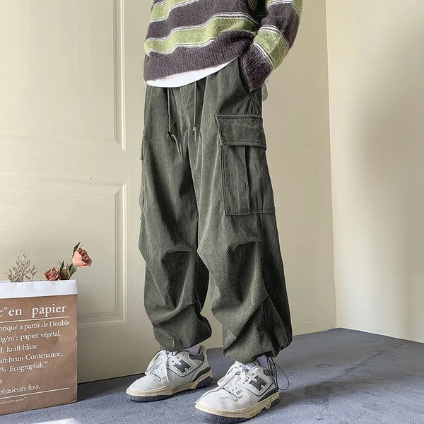 Calças masculinas outono inverno veludo calças masculinas moda oversize bolso carga calças streetwear hip hop solto calças retas masculino corredores 231127