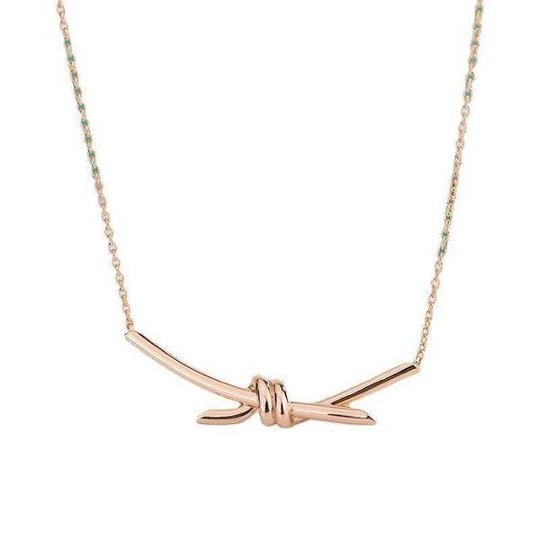 Berühmte Marke Tiffay Twisted Seil Halskette S925 Silber Diamond Knot Anhänger Halbdiamant Superblitz -Schlüsselblattkette genauso wie Gu iling vielseitig vielseitig