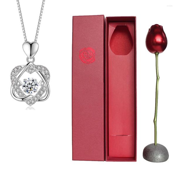 Fiori decorativi Collana con cuore d'amore creativo con fiore di simulazione rosa Portagioie di San Valentino Compleanno Regalo di San Valentino