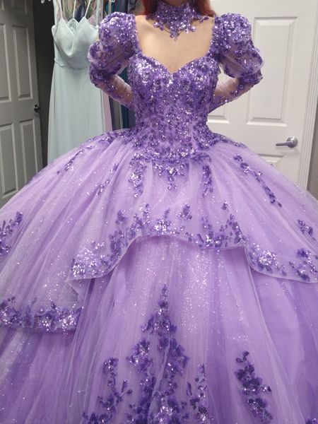 Glitzerndes Quinceanera-Kleid, abnehmbare lange Ärmel, Halsreif, mexikanischer Glitzer-Tüll, Quittenkleid, süßes 15/16-Geburtstags-Partykleid für 15. Mädchen, Drama, Winter, formelle Abschlussball-Gala