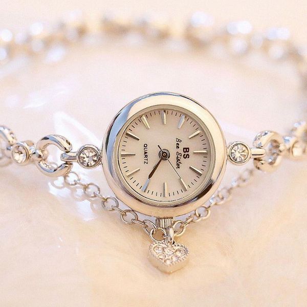 Нарученные часы смотрят бриллиантовые часы для корейских маленьких браслетных часов Женское розовое золото свадебное платье Стальное ремешок женское запястье