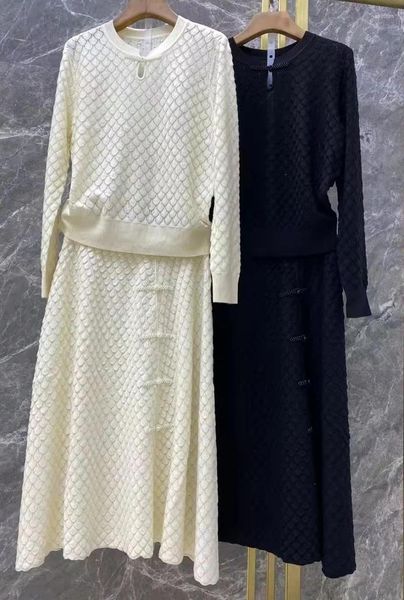 İş Elbiseleri 2023 Sonbahar Kış Moda 2 Parçalı Kazak Setleri Yüksek Kaliteli Kadınlar Knited Tulunlar Orta Kalf A-line Bej Siyah Etekler