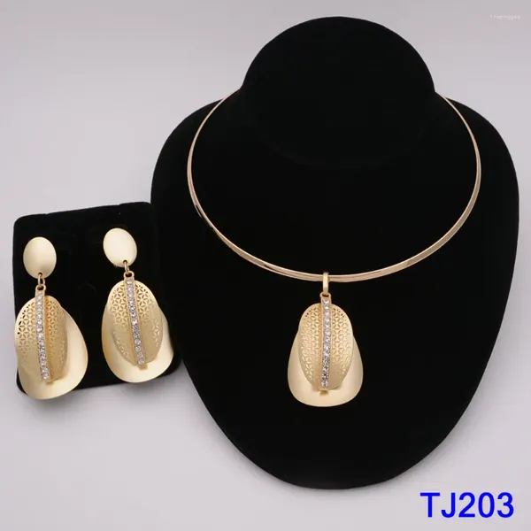 Collana Orecchini Set Gioielli Dubai per donna Colore oro giallo Lusso Ciondolo fiore grande Matrimoni Festa Accessorio africano