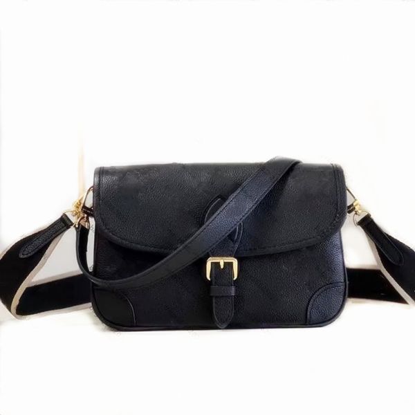 Bolsas de ombro de designer de crossbody feminino bolsas de couro genuíno bolsa de couro com gravação 5a top Diane Satchel Lady Messenger Designer Luxurys Bolsas Garotas Carteira