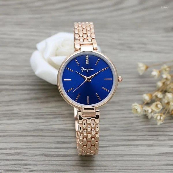 Armbanduhren Einfache blaue kleine Zifferblatt Stahlband Damen Quarz-Armbanduhr Designer-Geschenke für Frauen Accessoires