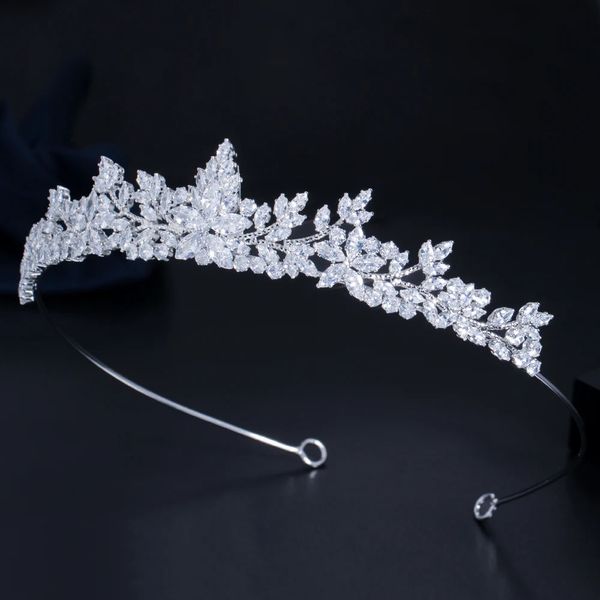 Jóias de cabelo de casamento CWWZircons Marquise Cut Cubic Zirconia Flower Tiara Crown Acessórios de cabelo de casamento para noivas Headwear Costume Jewelry A032 231128