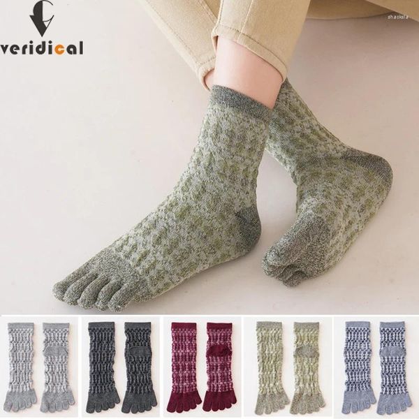 Frauen Socken 5 Paar Zehen Kurze 3D Design Solide Vintage Baumwolle Dicke Fashions Weiche Elastische Erträglich Finger Glücklich Harajuku