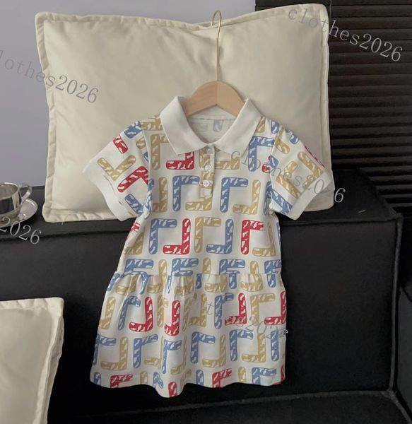 2023 Çocuk Giyim Setleri Kızlar Takipler Takım Mektupları Baskı Tasarımcısı T-Shirt Kısa Pantolon Takım Takımlar Chidlren Rahat Kıyafetler 90-150 En İyi Marka Lüks Polo Kız Dresse