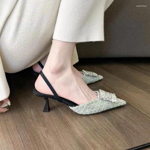 Sapatos de vestido primavera verão tamanho grande luxo macio mulheres design menina estudante moda senhoras sandálias modernas med saltos finos