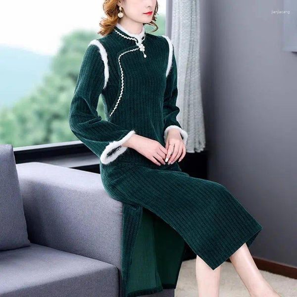 Abiti casual Abbigliamento donna stile cinese 2023 Abito autunno e inverno Retro Cheongsam addensato migliorato Media lunghezza Elegante Qipao Z2892