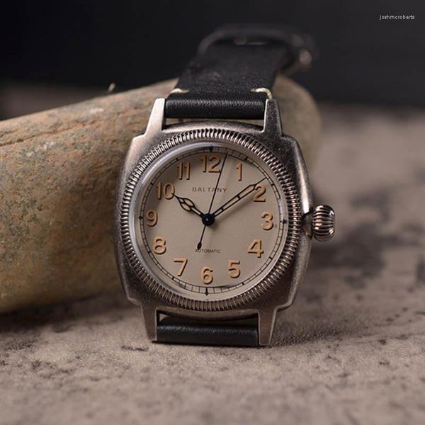 Relógios de pulso gravado relógio antigo, casco de ostras antigo, movimentação de ostras 9015 Retro Small Square Formal Mechanical for Men