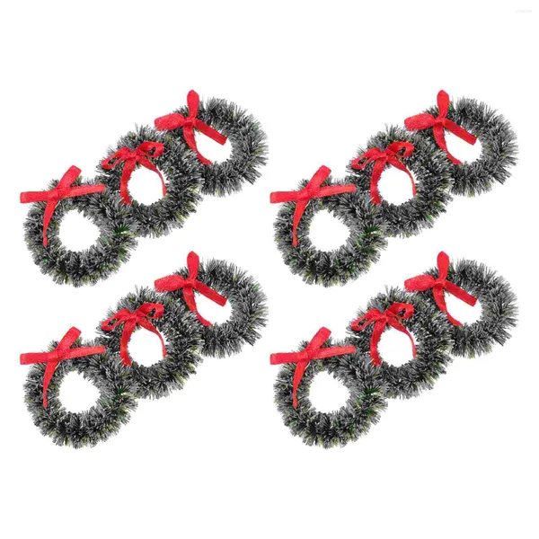 Flores decorativas 20 PCs Miniatura de Christmas Wreath Decorações de janelas Tabela de férias Garland artificial