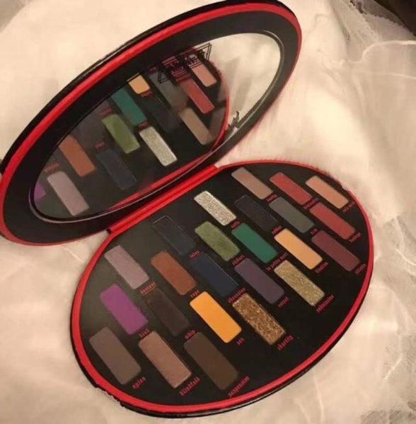 Venda quente maquiagem para os olhos Kat VonFetish 24 cores paleta de sombras pretas edição limitada brilhante e fosco KVD sombra para os olhos2469778