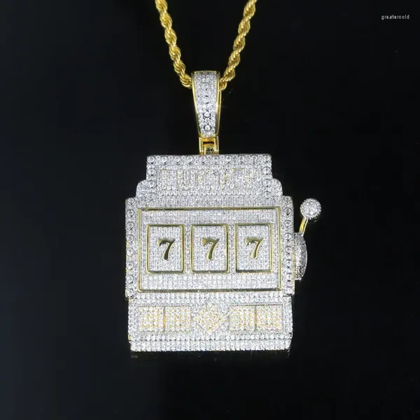 Collane con ciondolo Iced Out Bling CZ Lettera Hustle Collana dura ricca fortunata 5A Distintivo zircone Ciondoli fluorescenti Uomini Gioielli Hip Hop