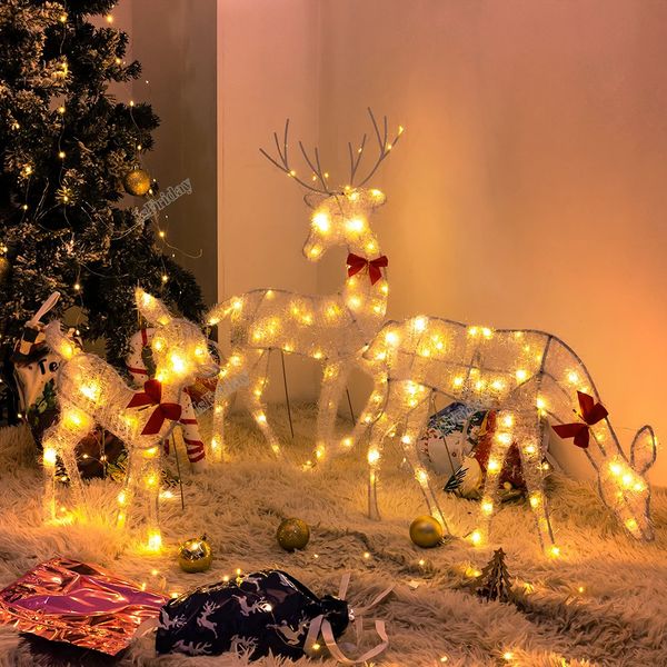 Decorações de jardim 3 pcs Arte de ferro Elk Deer Decoração de Natal com luz LED Brilhante Glitter Rena Xmas Home Outdoor Yard Decor y231127