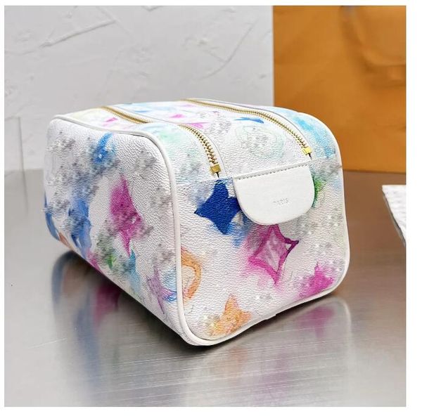 2 in 1 Chameleon Graffiti Borse Stampa classica Donna Toiletry Dopp Kit Pouch Borsa Luxurys Designer Shouder Borsa a tracolla Messenger Borse da viaggio da donna 26cm