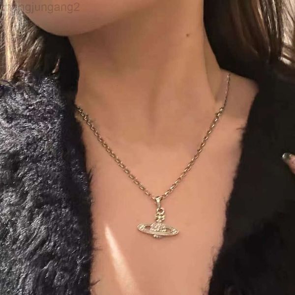 Designer viviviene Westwoods Nuova collana Viviennewestwood Empress Dowager Argento con rivetti di diamanti Collana Saturno Nan