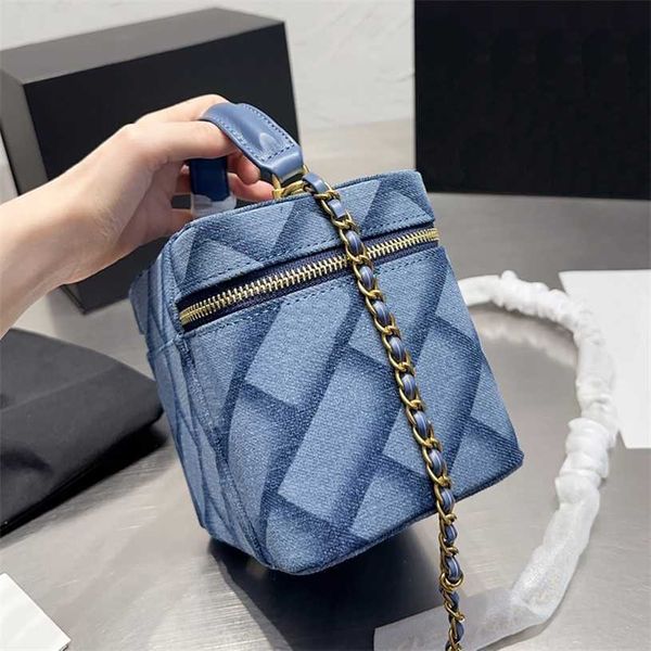 hochwertigere Make-up-Tasche, Kosmetiktasche, Damen-Denim-Kulturbeutel, einfarbig, modisch, passend zu kleinen, frischen Kosmetiktaschen für den täglichen Gebrauch