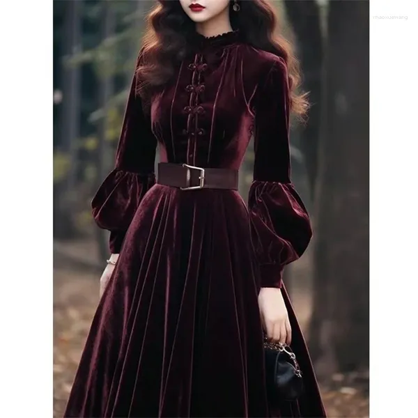 Lässige Kleider Herbst Winter Damen Chinesische Mode Formelle Anlässe Kleid Langer Stil Superschöner Lila Roter Samt
