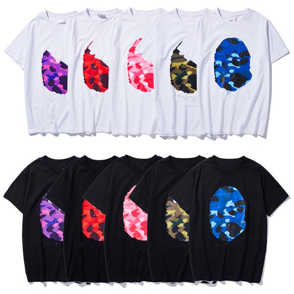 Мужская футболка Дизайнер Т -рубашки Женщины футболки графическая футболка одежда одежда Shark Tshirt Cotton Gamouflage Print Camo Glow на темной высокой улице Hipster 2024 62
