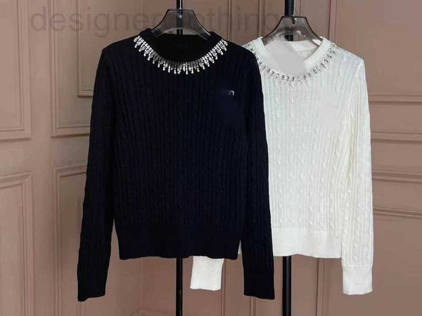 Maglioni da donna firmati di lusso 2023 Primavera Nuovo M Lettera di fascia alta Colletto industriale pesante Cardigan con paillettes in seta ghiaccio lavorato a maglia in bianco e nero X9XI