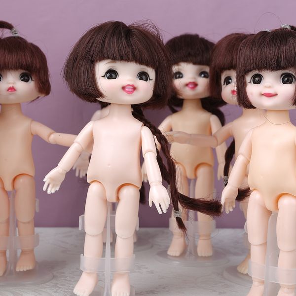 Bebekler Mini Kız Sevimli Pouting 16cm BJD 112 Kısa Çocuk Saç Uyuyan Domuz Çıplak Vücut Kızlar için Moda Hediye Diy Oyuncaklar 230427