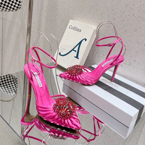 Aquazzura çiçek kristal süslenmiş ayakkabılar saten slingback sandalet ayak bileği kayış pompaları stiletto topuklu kadınlar tasarımcı akşam partisi düğün ayakkabıları fabrika ayakkabıları