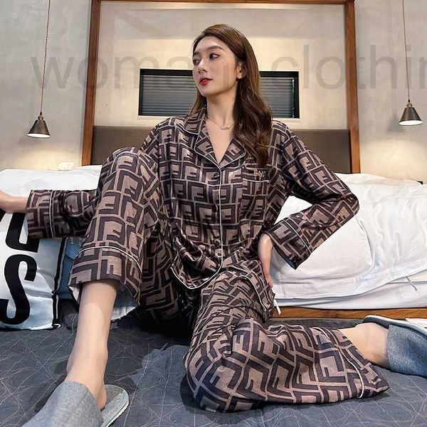 Mulheres sleepwear designer 2023 novo pijama feminino primavera e outono estilo café cor de alta qualidade seda gelo mulheres calças de manga comprida casa fúria outono