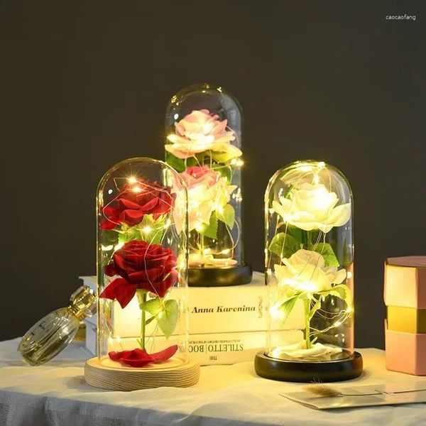 Cupola di fiori in vetro personalizzata con fiori decorativi per regali di anniversario e decorazioni per festival