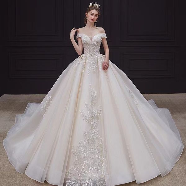 Schulterfreies Prinzessin-Ballkleid-Hochzeitskleid 2023 mit Pailletten, V-Ausschnitt, langer Schleppe, Perlen, luxuriöse Brautkleider, Kristallbraut, glänzendes Kleid, neue sexy Roben de Mariee in Übergröße