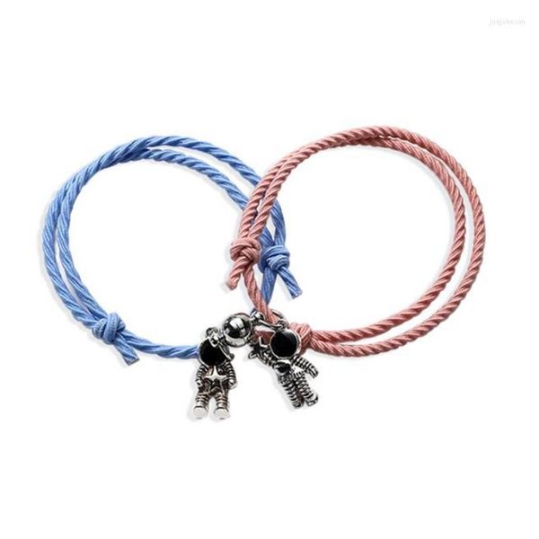 Bracelets de charme 2pcs astronauta de pulseira magnética Moda de cinturência esticada de borracha de borracha cor cora amigo bff pingente feminino presente de amizade