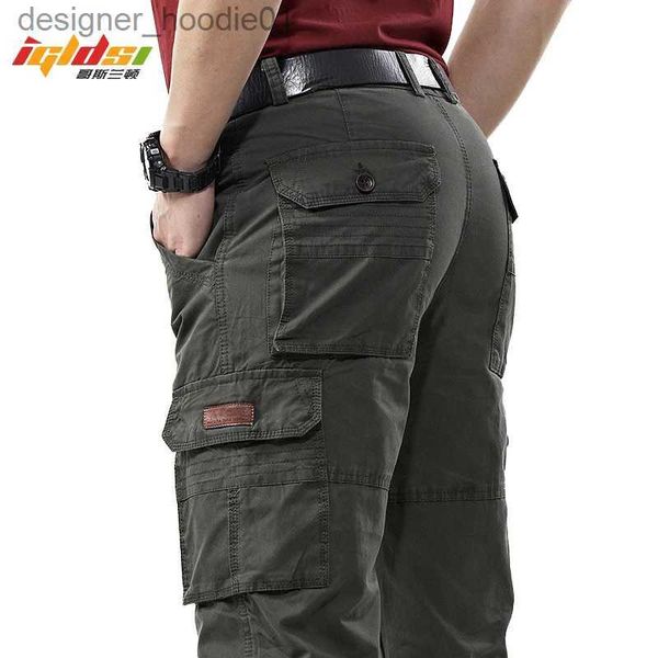 Pantaloni da uomo Salopette da uomo Pantaloni cargo militari dell'esercito Primavera Pantaloni larghi in denim di cotone tasche lti Pantaloni lunghi casual Taglie forti 42 L231129