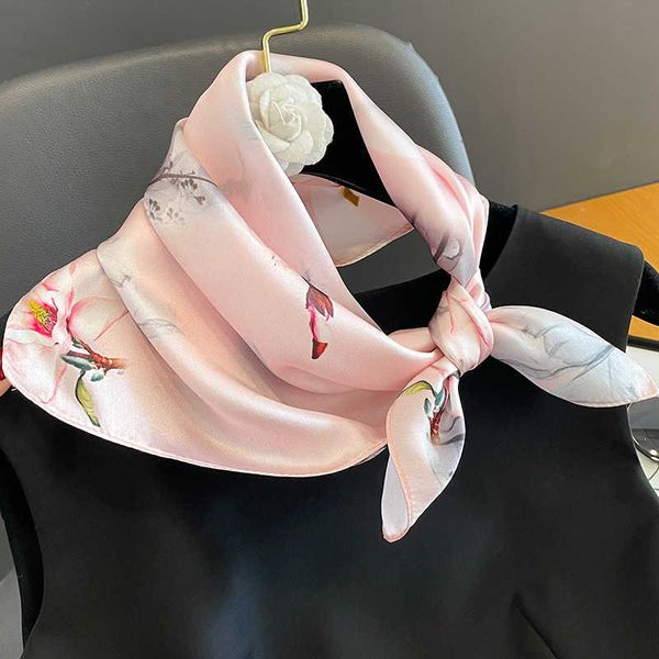 Eşarplar 2023 Yeni 100 Gerçek İpek Eşarp Moda Leydi Küçük Neck Kerchief Folard Kadın Bandana Pembe Eşarplar Kadınlar İçin Saç Band Hijab J230428