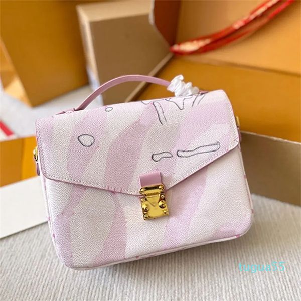 Bolsa de couro feminina bolsa de ombro crossbody bolsa de couro clássico carta impressão fivela aleta sacos do mensageiro alça removível