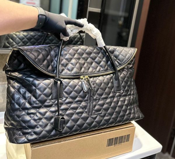 23 Es Borsa da viaggio gigante in pelle trapuntata Borsa morbida nera Maxi Hardware in metallo Chiusura con cerniera Manici superiori Custodia in pelle di alta qualità Borsa per bagagli di grande capacità