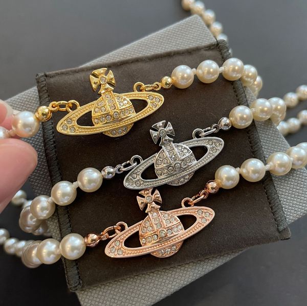 Designer Fashion Viviene Westwood Braccialetti Empress Dowager Fashion Classic Sparkling Diamond Saturn Pearl Bracciale Nana Stesso stile di gioielli