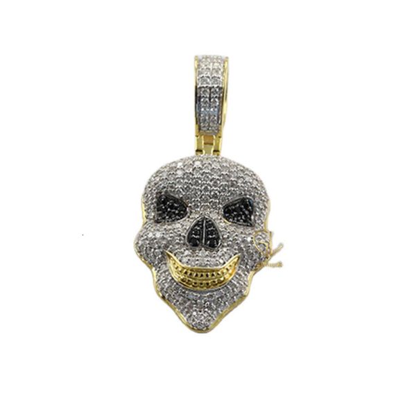 Iced Out Men Skull Face D VVS Bianco Nero Taglio rotondo Moissanite Diamante Fascino Hip Hop Ciondolo pirata fatto a mano per rapper