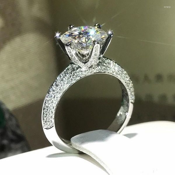 Anelli a grappolo Moda femminile Soild S925 Sterling Silver 1ct Sona Diamond Stone Fidanzamento Wedding Band Ring per gioielli da donna