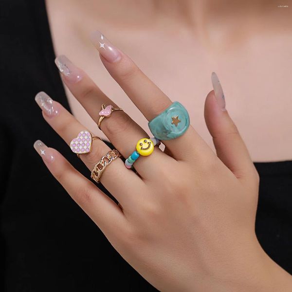 Cluster-Ringe 5 teile/satz Einfache Herz Bunte Transparente Acryl Harz Ring Geometrische Perlen Spaß Für Frauen Party Schmuck Freunde Geschenk