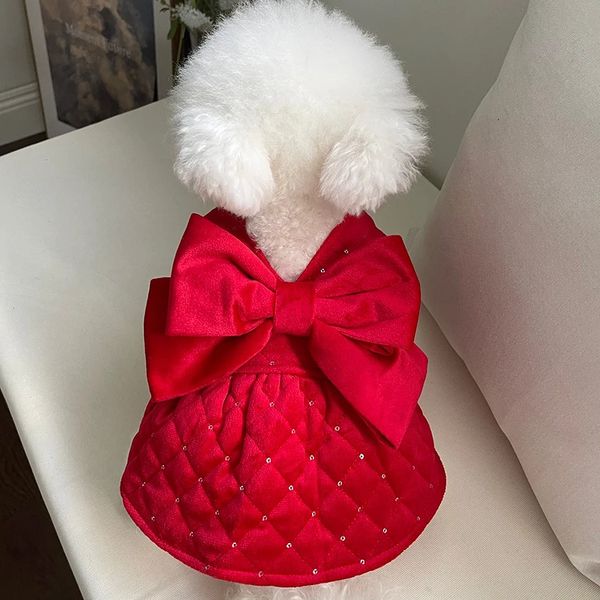 Cão vestuário inverno roupas para animais de estimação colete filhote de cachorro vestido de cachorro grosso com arco vermelho cão casaco jaqueta saia bichon festivo ano de natal roupas 231129