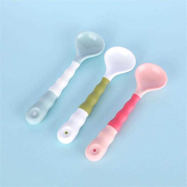 Copas de pratos utensílios de silicone colher de silicone para crianças treinando treinar a colher de alimentação com conjuntos de caixas leves e fácil de usar colher de alimentação P230314