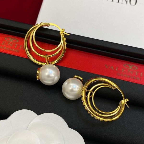 Modedesigner Valentino Top Luxus Kleine Perlenohrringe H Leichter Luxus Briefkasten mit Original