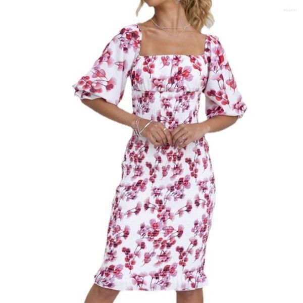 Vestidos casuais verão 2023 Temperamento sexy elástico feminino elástico Elastic em estilo de peito uma linha de pescoço de pescoço estampado fragmentado